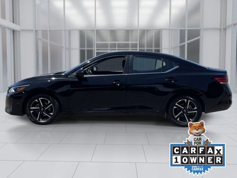 Used 2024 Nissan Sentra SV FWD image 3