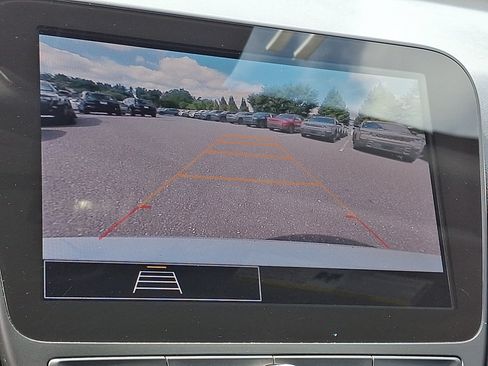 Used 2023 Chevrolet Malibu LT FWD image 30