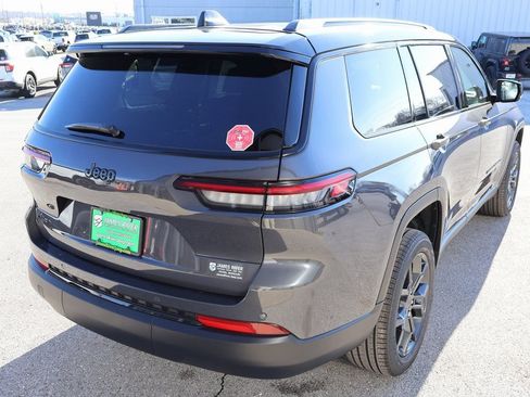 New 2025 Jeep Grand Cherokee L Limited image 5