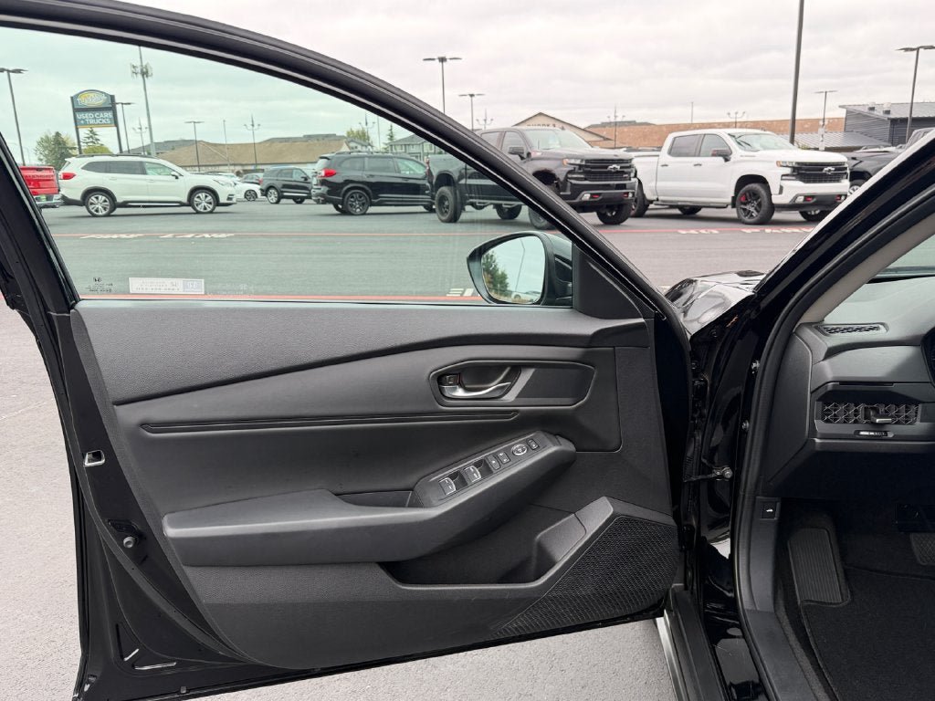 Used 2023 Honda Accord EX image 20