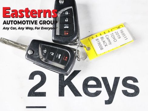 Used 2019 Toyota Camry LE image 25