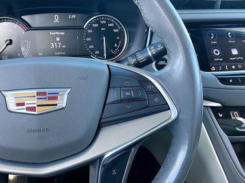 Used 2021 Cadillac XT5 Premium Luxury image 21