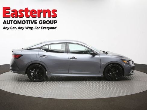 Used 2023 Nissan Sentra SR w/ SR Premium Package image 45