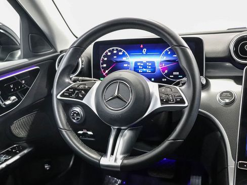 Used 2025 Mercedes-Benz C 300 4MATIC Sedan image 16