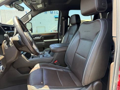 Used 2024 GMC Sierra 3500 Denali w/ Technology Package AWD/4WD image 14