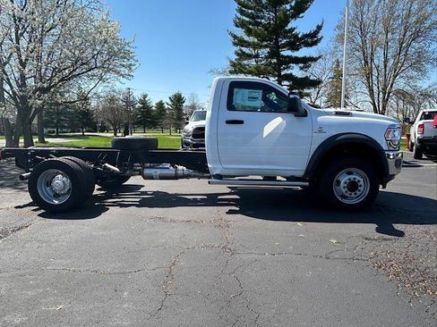 New 2024 RAM 5500 Tradesman image 2