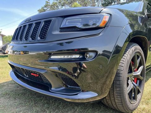 Used 2016 Jeep Grand Cherokee SRT AWD/4WD image 11
