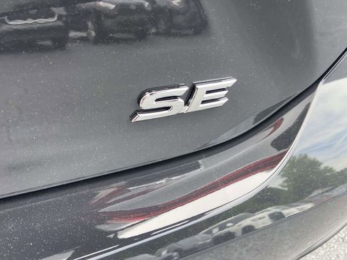 New 2026 Toyota Camry SE FWD image 11