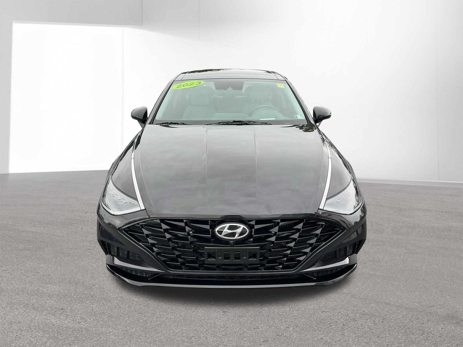 Used 2023 Hyundai Sonata Limited FWD image 8