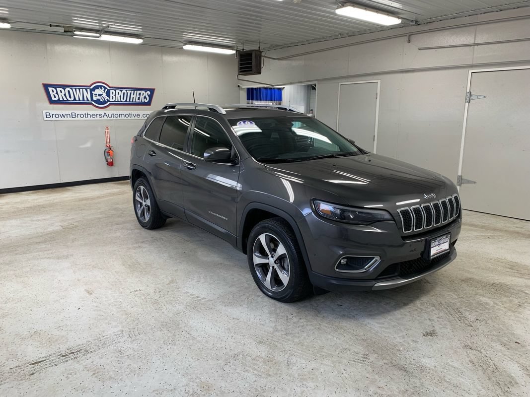 Used 2019 Jeep Cherokee Limited w/ Technology Group AWD/4WD image 10