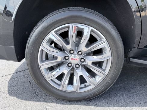 Used 2021 GMC Yukon SLT AWD/4WD image 35