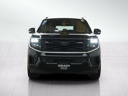 Used 2025 Ford Expedition Max Platinum w/ Stealth Appearance Package AWD/4WD image 9