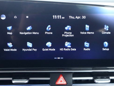 Used 2025 Hyundai Elantra SEL FWD image 19