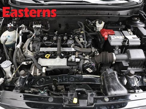 Used 2023 Nissan Kicks S image 7