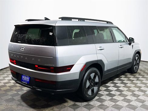Used 2025 Hyundai Santa Fe SEL image 8