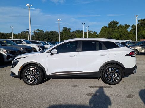 Used 2025 Kia Sportage EX FWD image 3