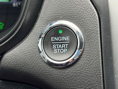 Used 2018 Ford Fusion SE w/ Equipment Group 601A FWD image 25