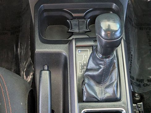 Used 2019 Toyota Tacoma TRD Off-Road AWD/4WD image 12
