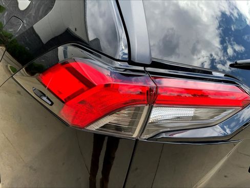 Used 2024 Toyota RAV4 XLE FWD image 26