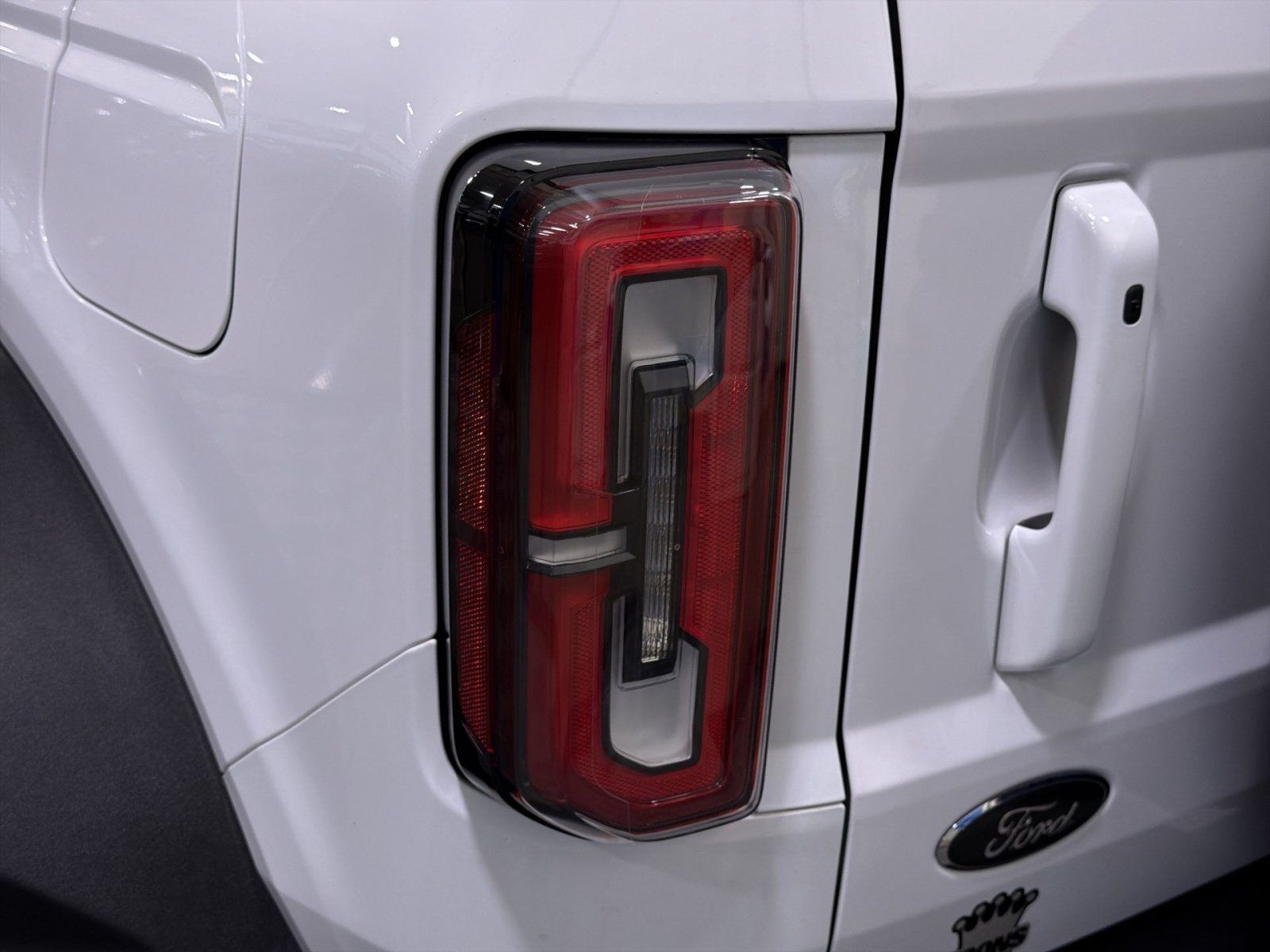 Used 2025 Ford Bronco Outer Banks w/ Sasquatch Package AWD/4WD image 17