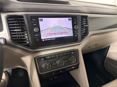 Used 2018 Volkswagen Atlas SE FWD image 15