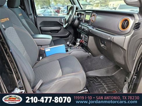 Used 2021 Jeep Gladiator Mojave image 11