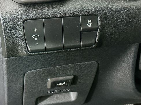 Used 2019 Kia Sportage LX FWD image 16