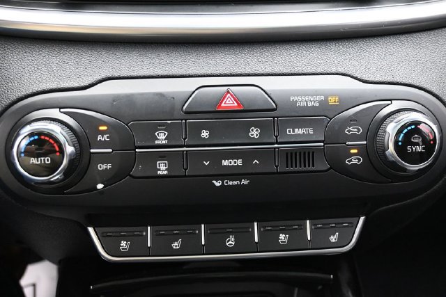 Used 2016 Kia Sorento SX w/ SXL Technology Package AWD/4WD image 23