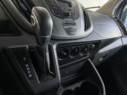 Used 2018 Ford Transit 350 XL image 28