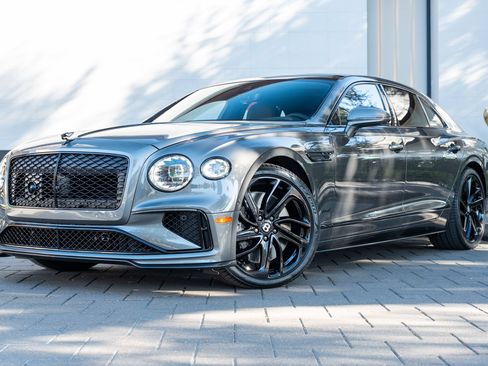 Used 2025 Bentley Flying Spur Plug-In Hybrid AWD/4WD image 67