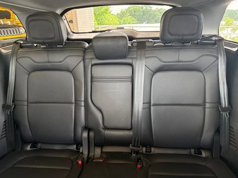Used 2022 Lincoln Corsair AWD w/ Premium Package image 25