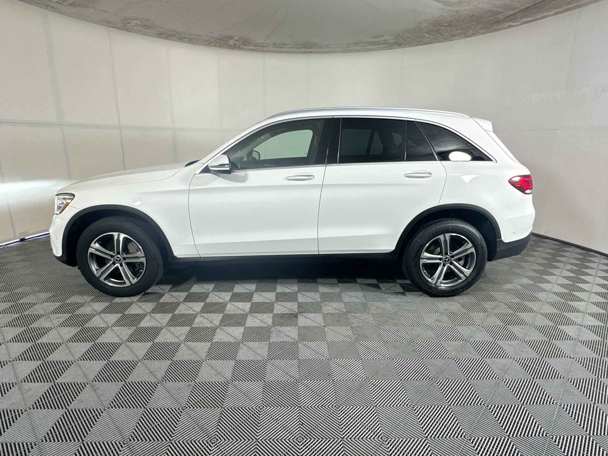 Used 2021 Mercedes-Benz GLC 300 4MATIC image 6