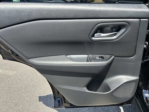 New 2026 Nissan Rogue SV FWD image 21
