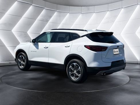 Certified 2023 Chevrolet Blazer LT w/ Convenience Package FWD image 3