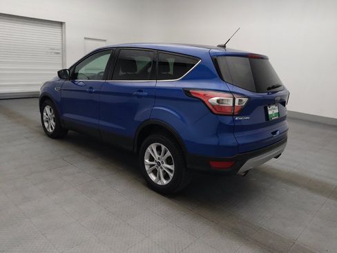 Used 2017 Ford Escape SE FWD image 3