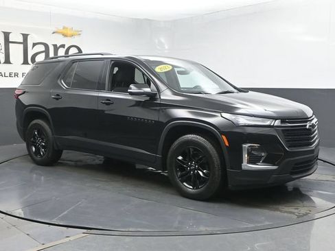 Used 2023 Chevrolet Traverse LT FWD image 6