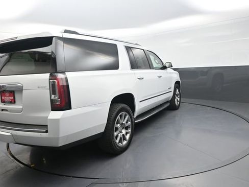 Used 2019 GMC Yukon XL Denali image 66