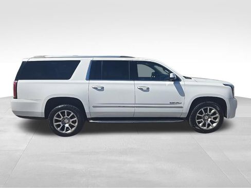 Used 2019 GMC Yukon XL Denali RWD image 14