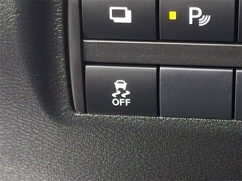 Used 2024 Nissan Versa S w/ S Plus Package image 23