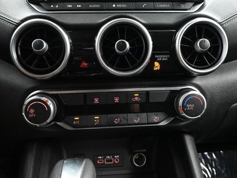 Used 2024 Nissan Sentra SV image 19