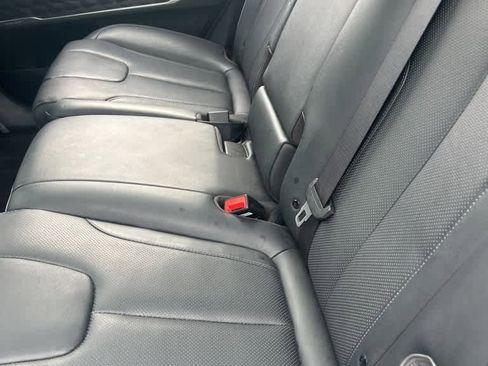 Used 2022 Hyundai Santa Fe Limited image 6