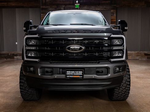 Used 2024 Ford F250 Lariat w/ Lariat Ultimate Package image 2