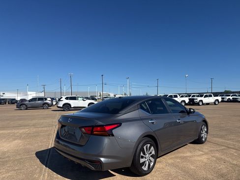 Certified 2025 Nissan Altima 2.5 S image 21