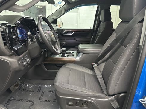 Used 2023 Chevrolet Silverado 1500 RST w/ Convenience Package II image 21