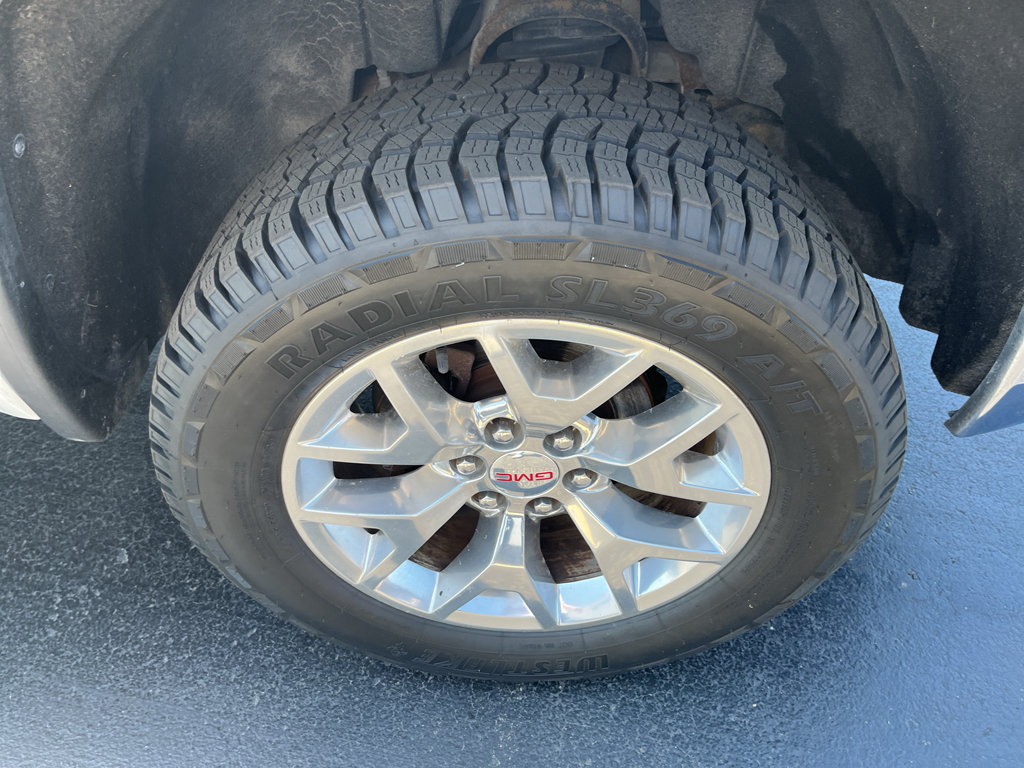 Used 2017 GMC Sierra 1500 SLT AWD/4WD image 39