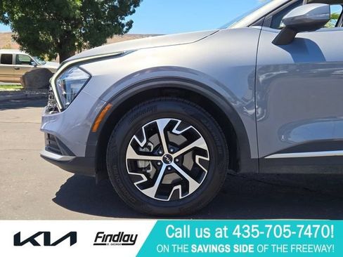 Certified 2023 Kia Sportage EX FWD image 8