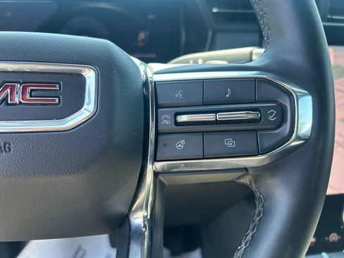 Used 2025 GMC Terrain Elevation AWD/4WD image 23