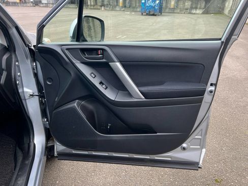 Used 2014 Subaru Forester 2.5i Premium image 43