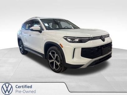 Certified 2025 Volkswagen Tiguan SE