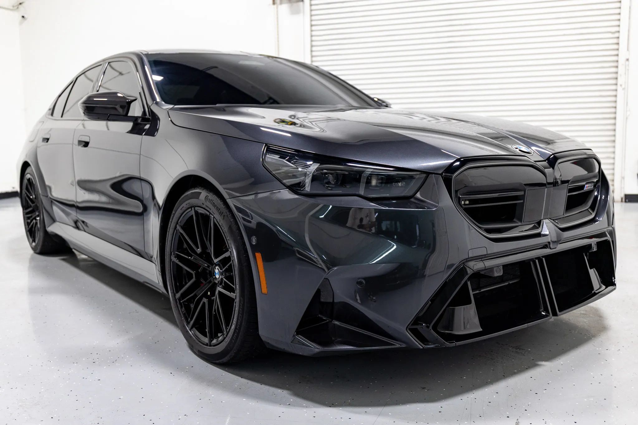 Used 2025 BMW M5 w/ Carbon Package AWD/4WD image 24